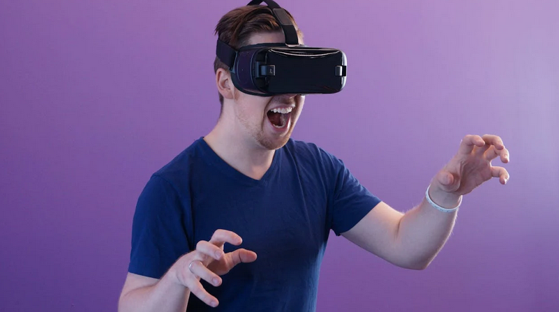 VR